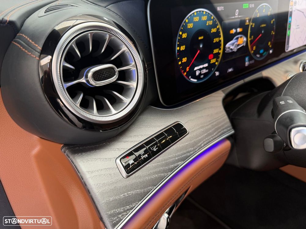 Mercedes-Benz AMG GT 53 4Matic+ - 31