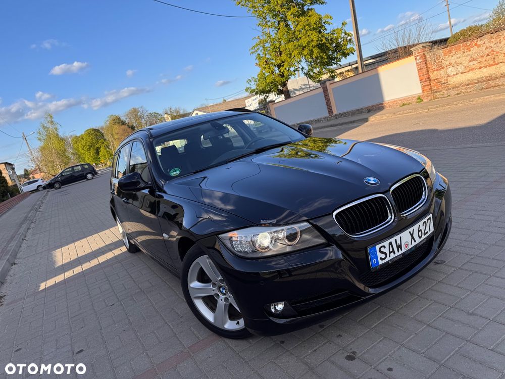 BMW Seria 3 318d DPF Edition Sport - 17
