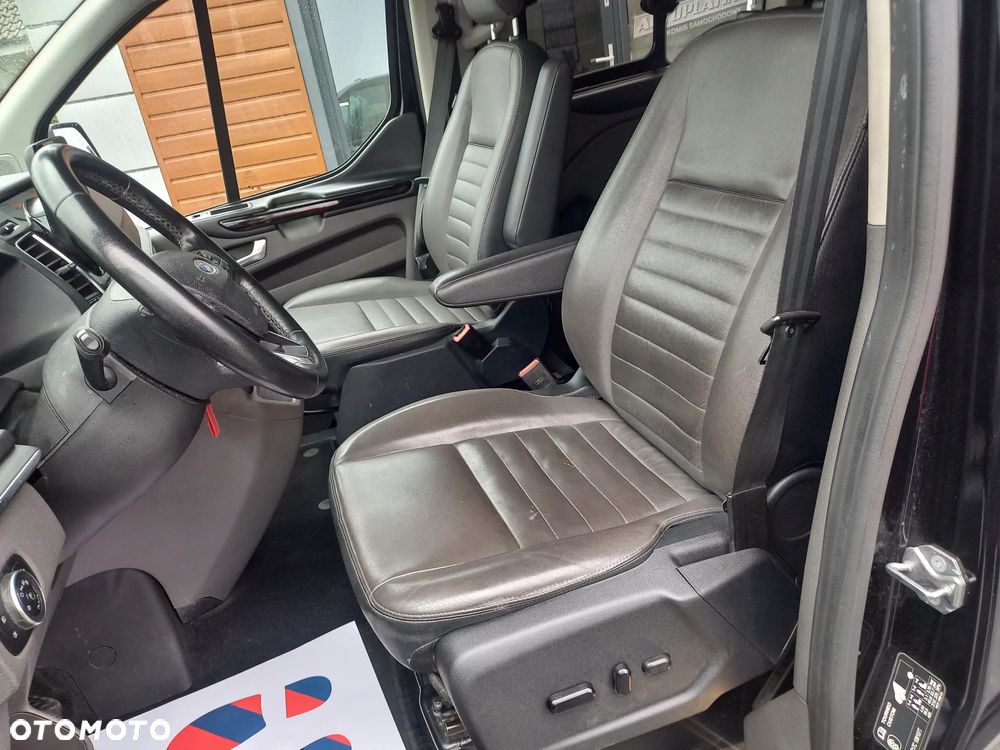 Ford Tourneo Custom - 14