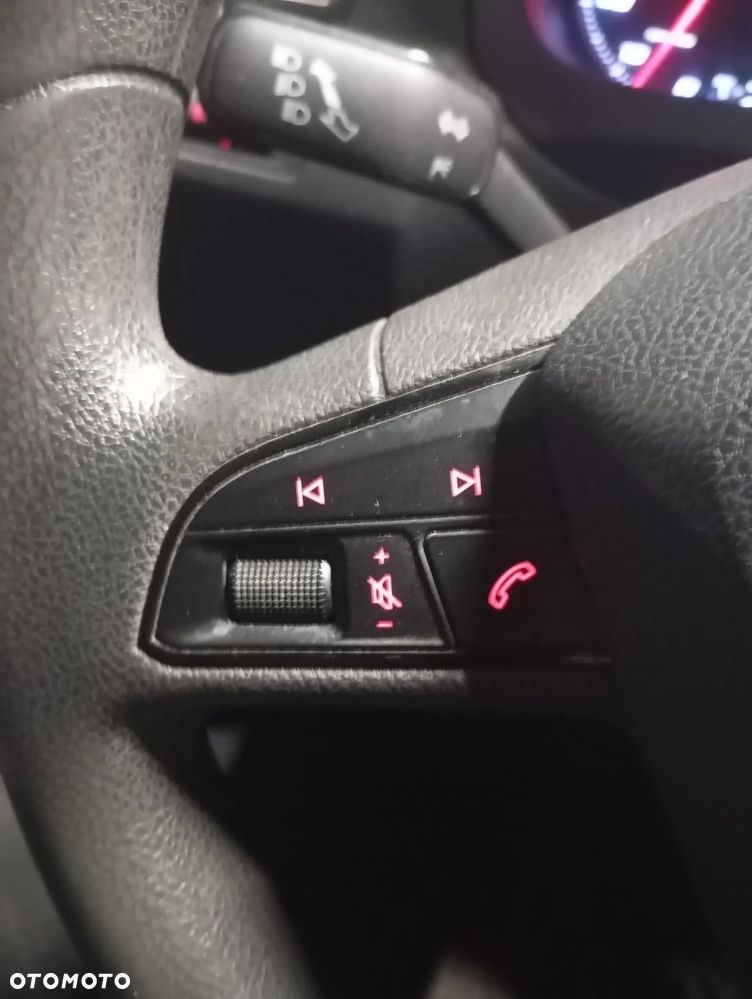 Seat Toledo 1.2 TSI Reference - 27