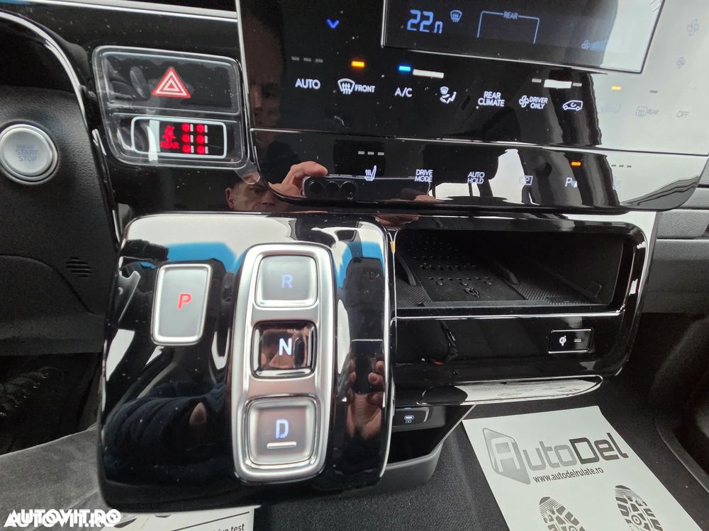 Hyundai Staria 1.6I 215CP 6AT 9 locuri HEV Premium - 11