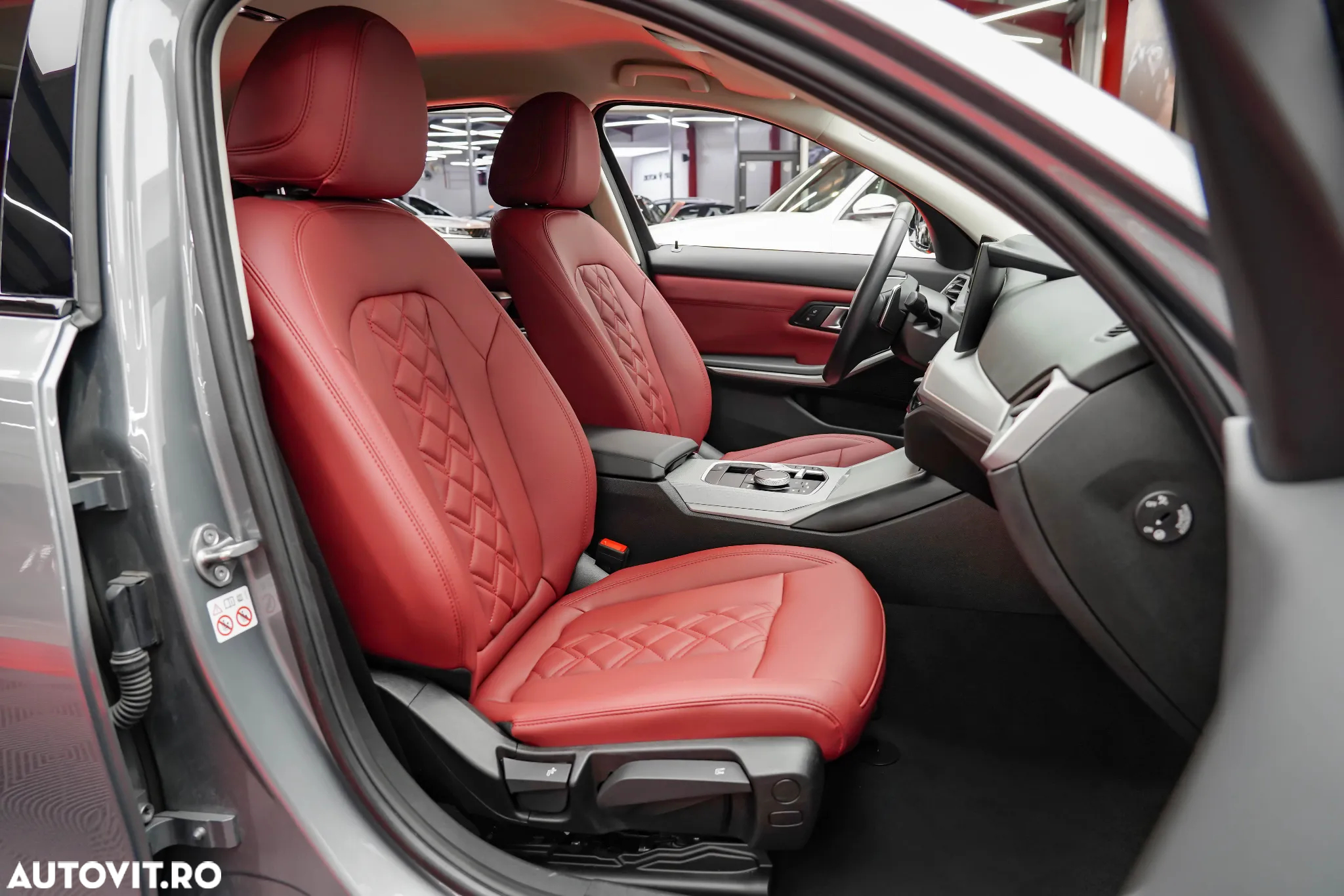 BMW Seria 3 320d xDrive AT M Sport - 9