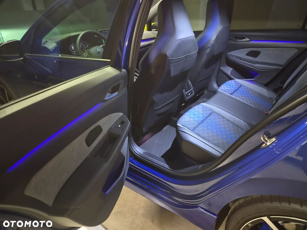 Volkswagen Golf 2.0 TSI 4Motion R DSG - 10