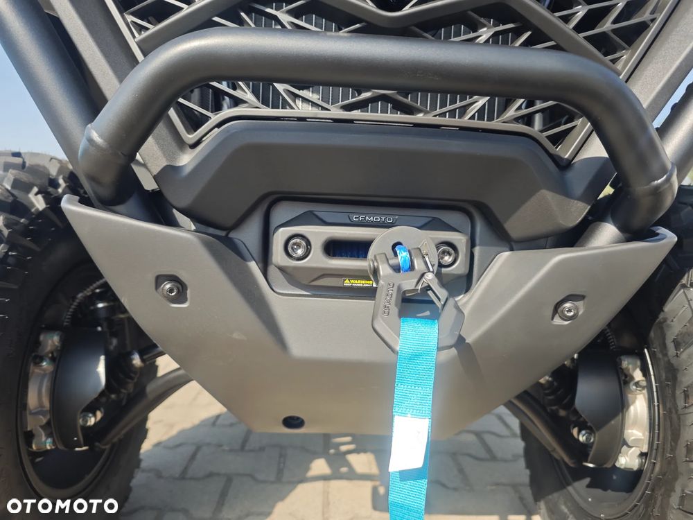 CFMoto CForce - 8