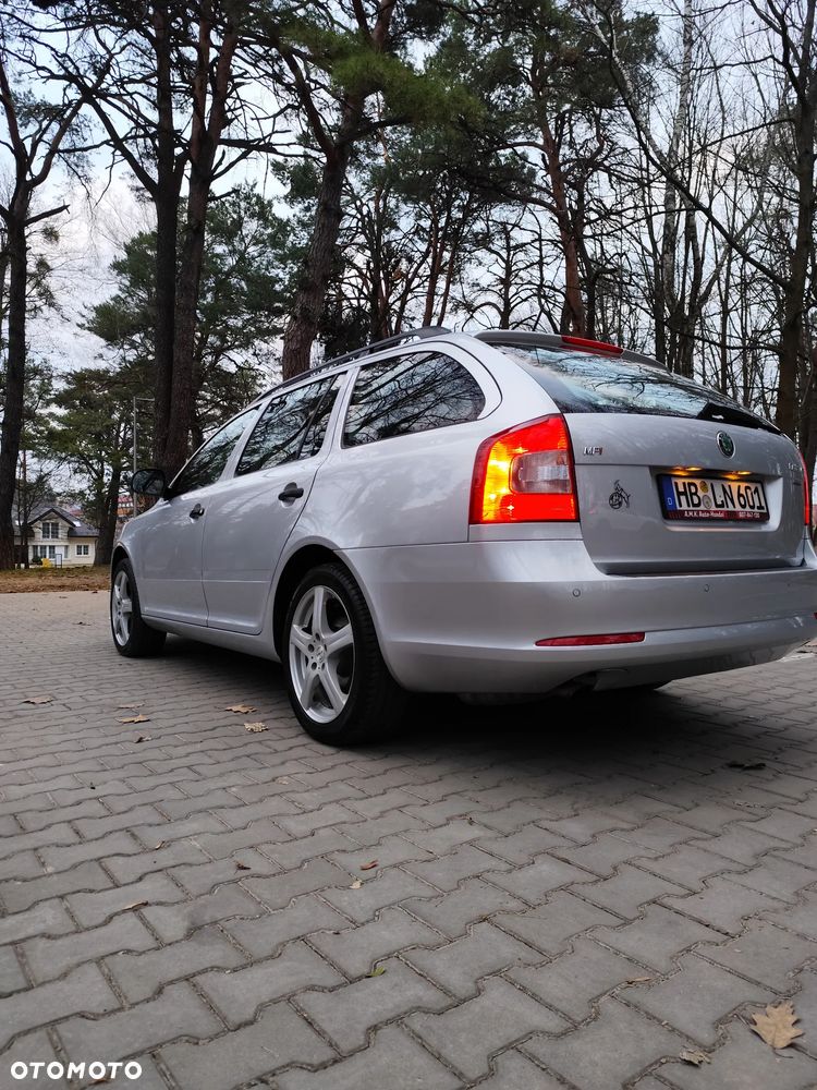 Skoda Octavia 1.6 Team Edition - 17