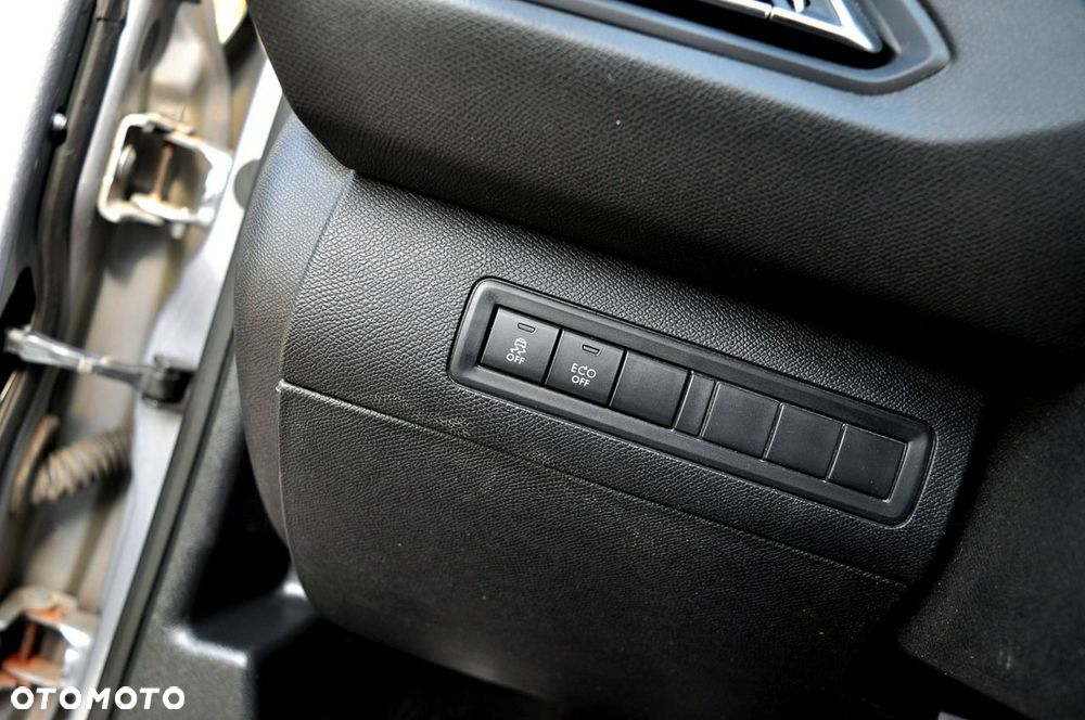 Peugeot 308 e-HDi FAP 115 Stop&Start Business Line Niveau 1 - 20