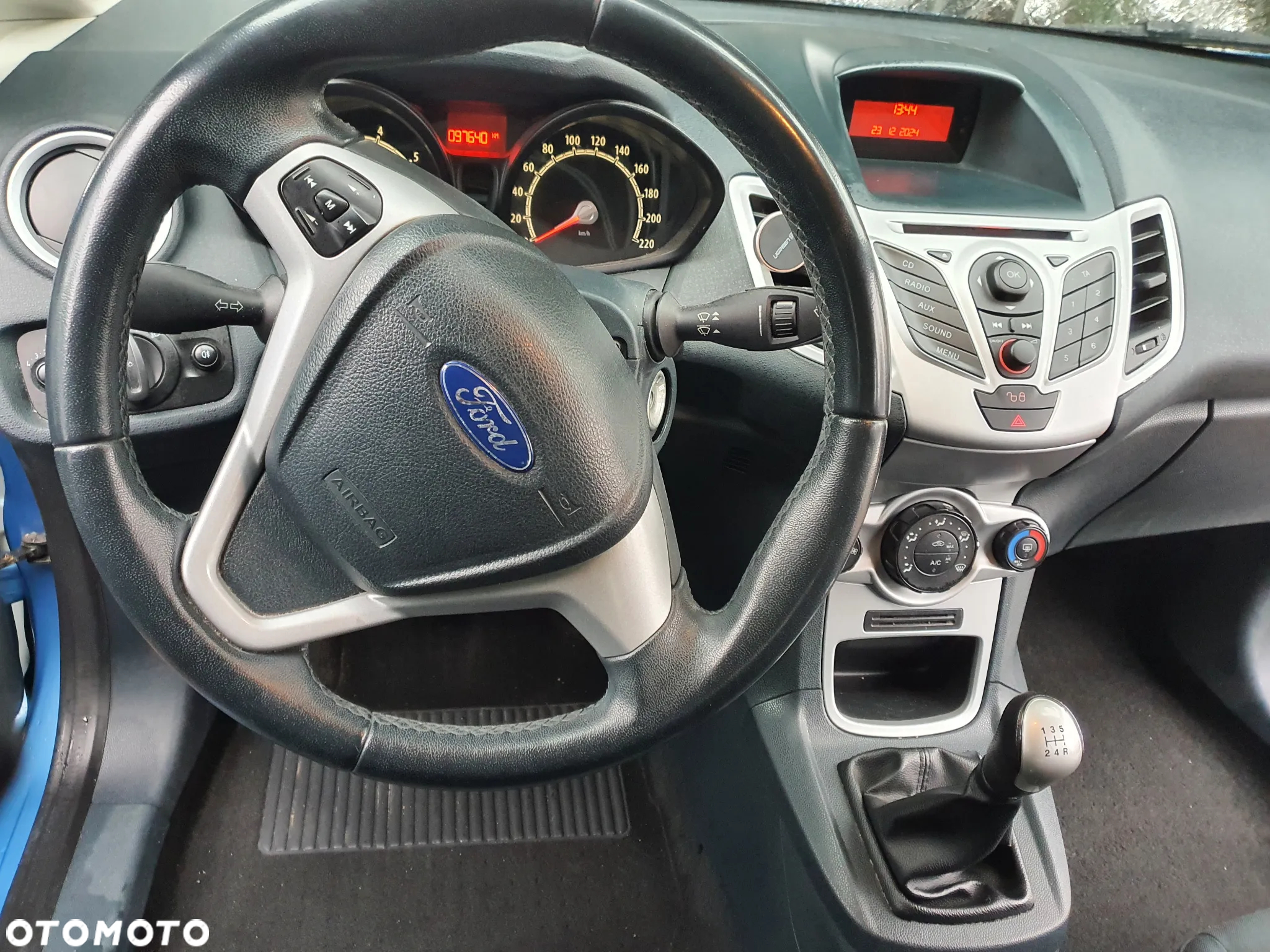 Ford Fiesta 1.4 Gold X - 8
