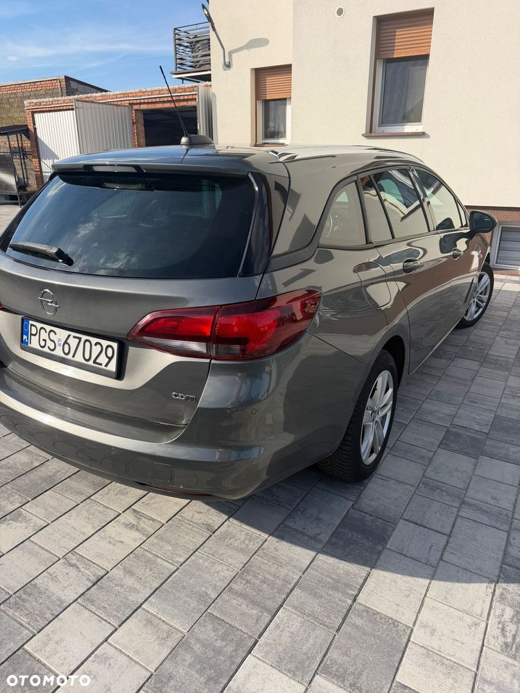 Opel Astra 1.6 CDTI Sport - 4