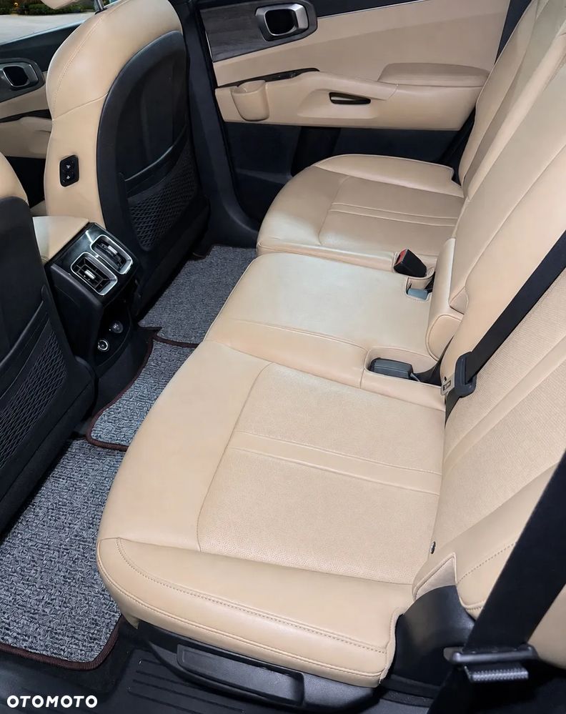 Kia Sorento 1.6 T-GDI HEV Prestige Line - 13