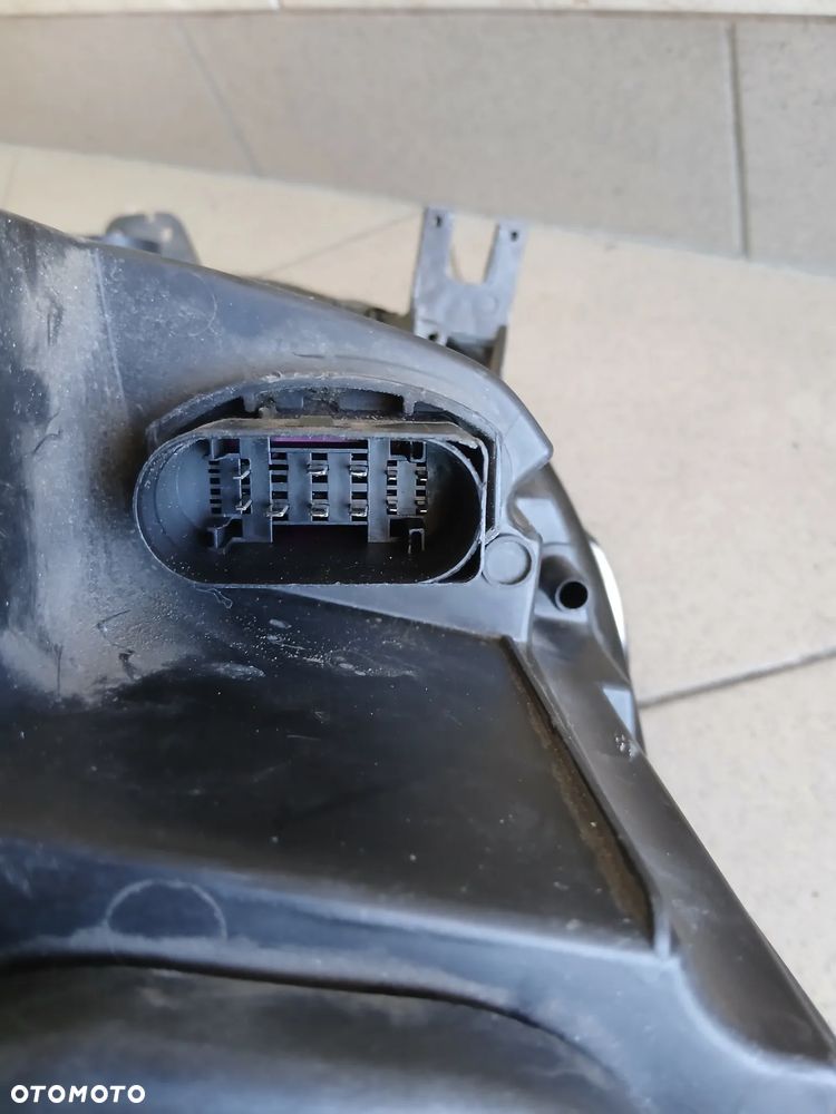 Audi A4 B9 8W Lampa Przednia lewa Xenon  8W0941005 - 7