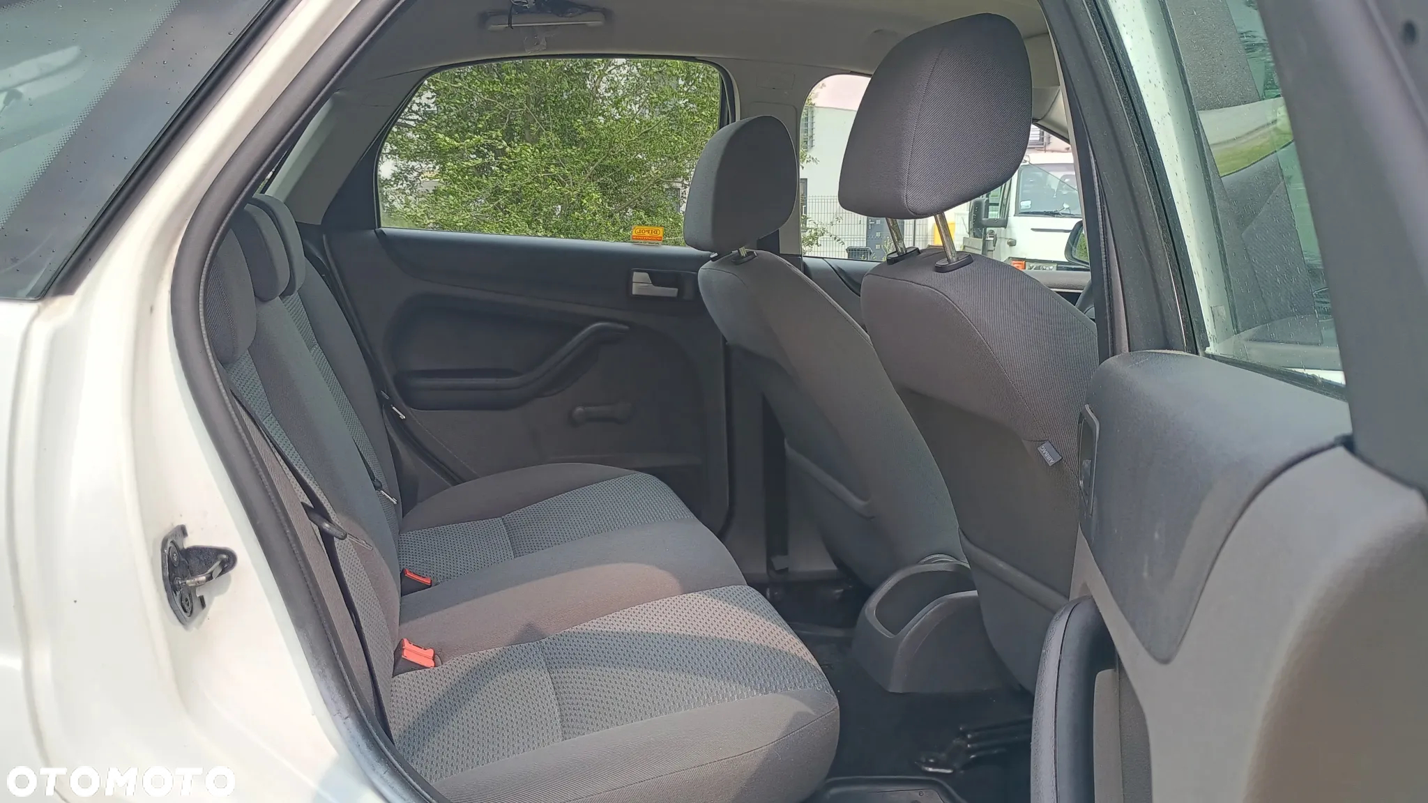 Ford Focus 1.6 Ambiente - 7