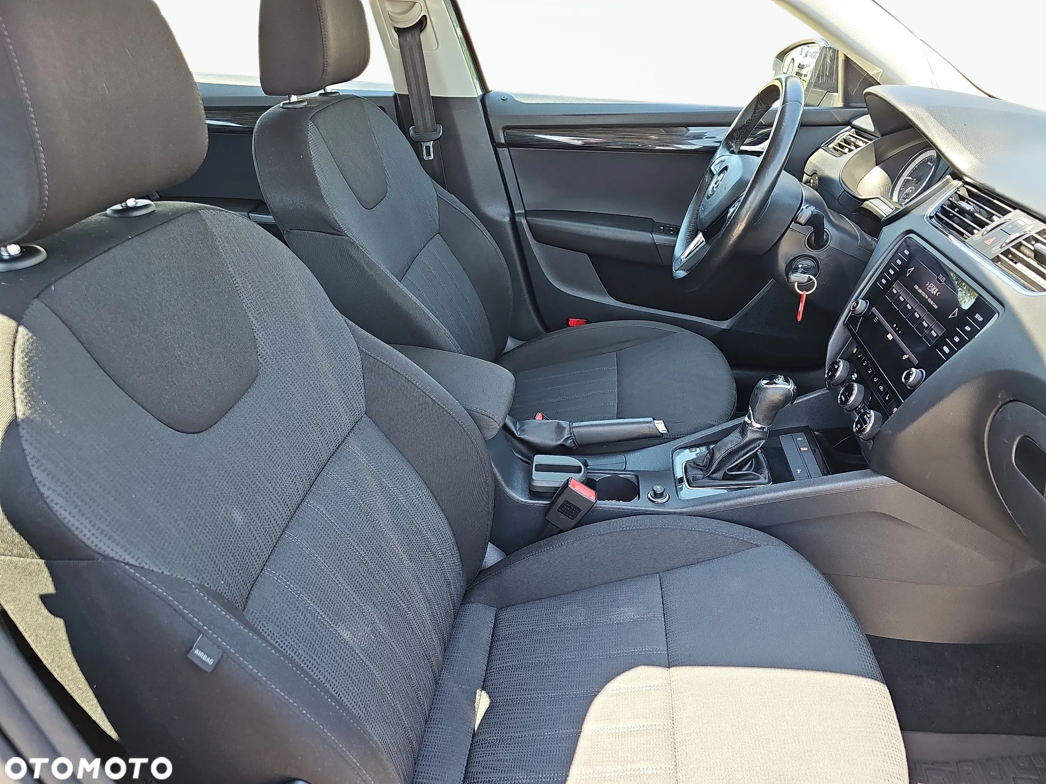 Skoda Octavia 1.5 TSI ACT Style DSG - 10