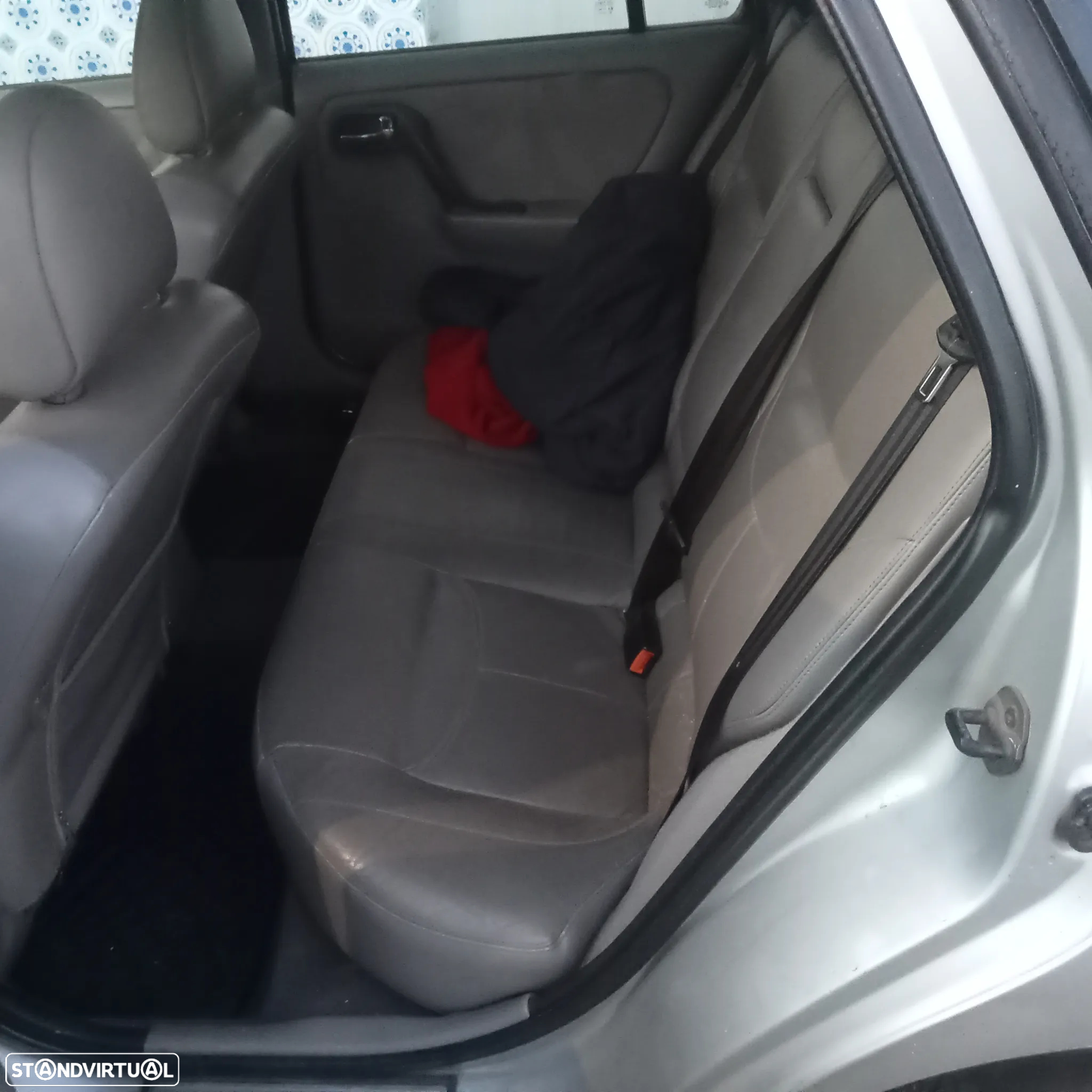 Nissan Primera Wagon 1.8 Comfort - 2