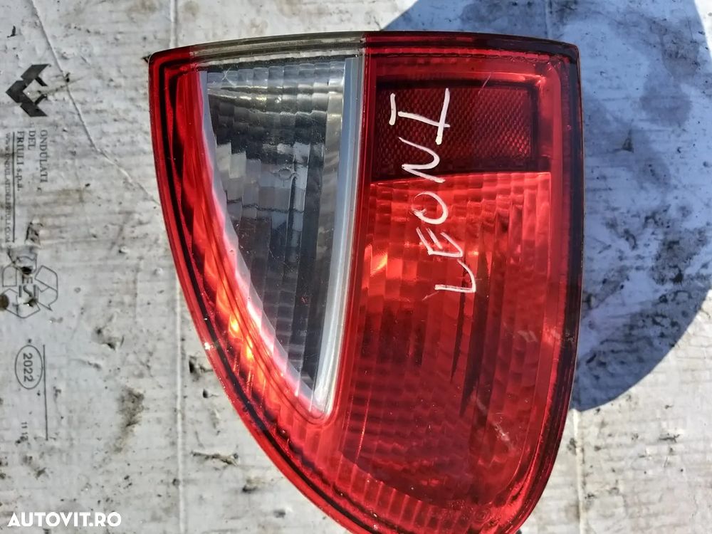 Stop Stanga pentru Seat Leon an 2003 - 1