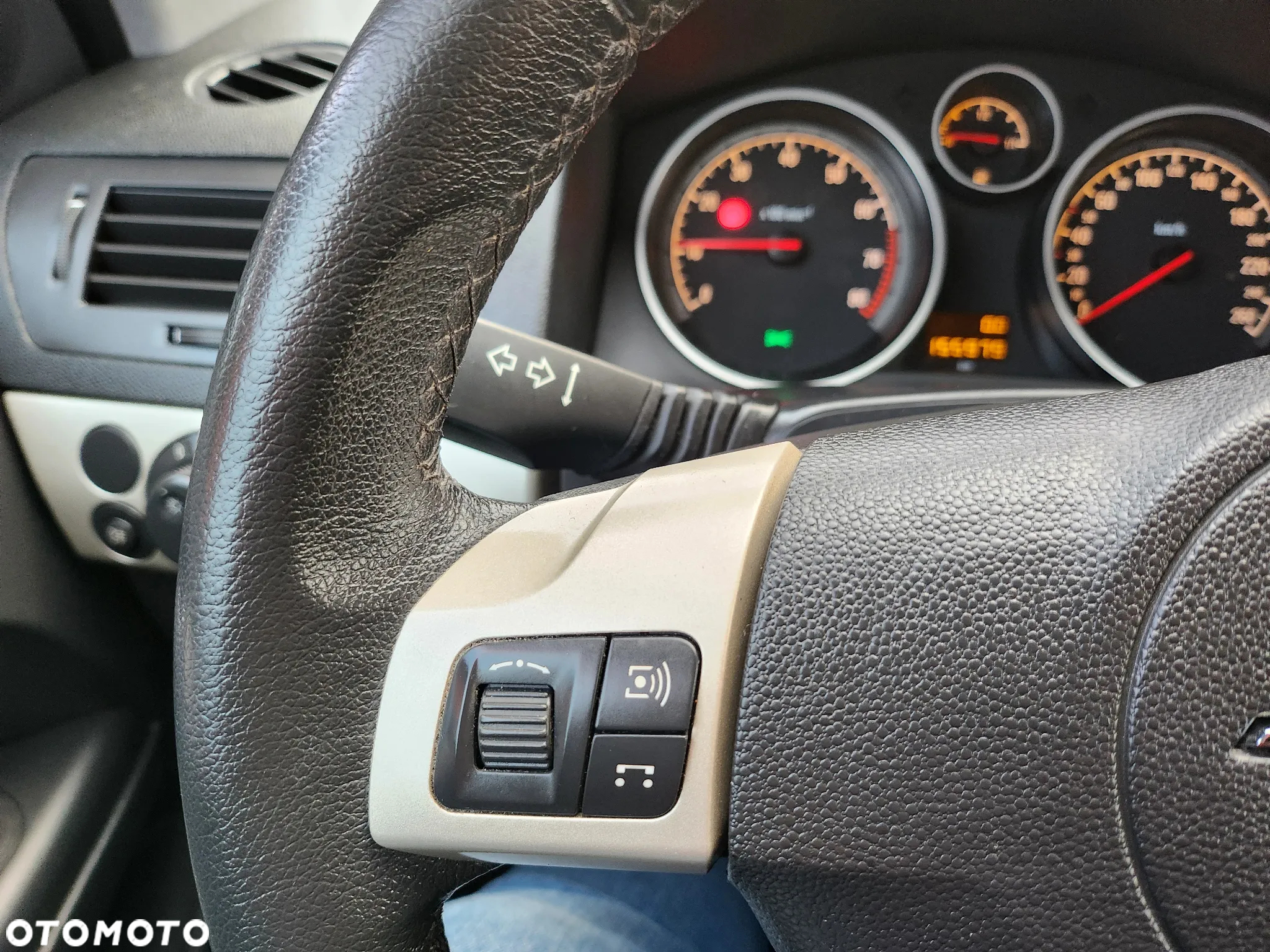 Opel Astra - 16