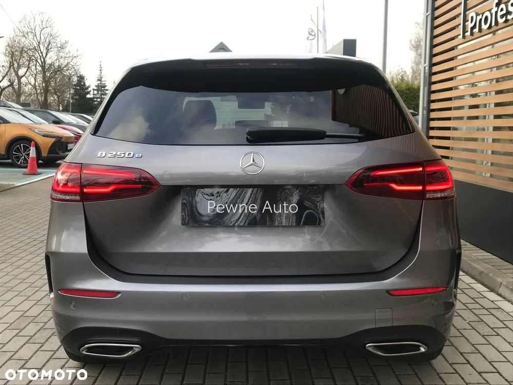 Mercedes-Benz Klasa B 250 e AMG Line 8G-DCT - 10