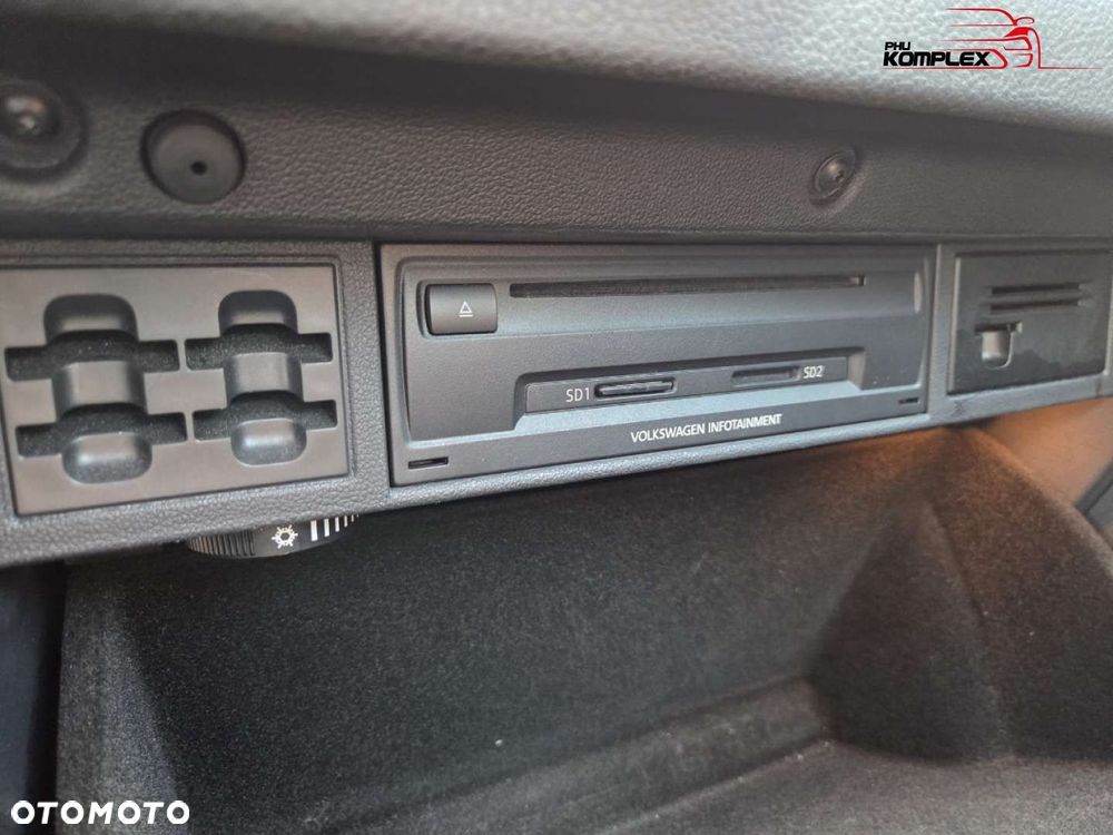 Volkswagen Golf - 24