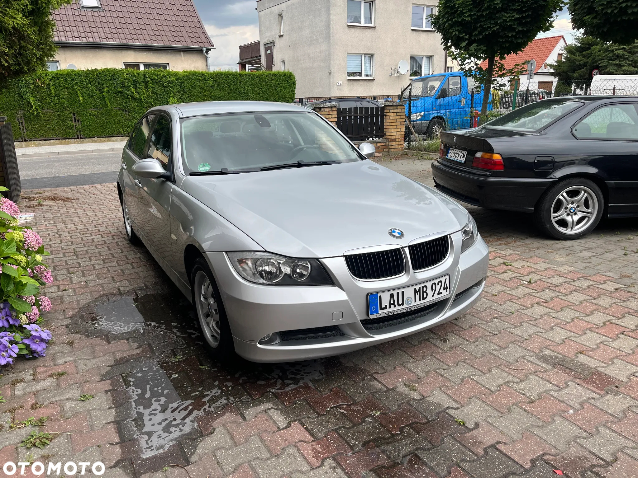 BMW Seria 3 318i - 4