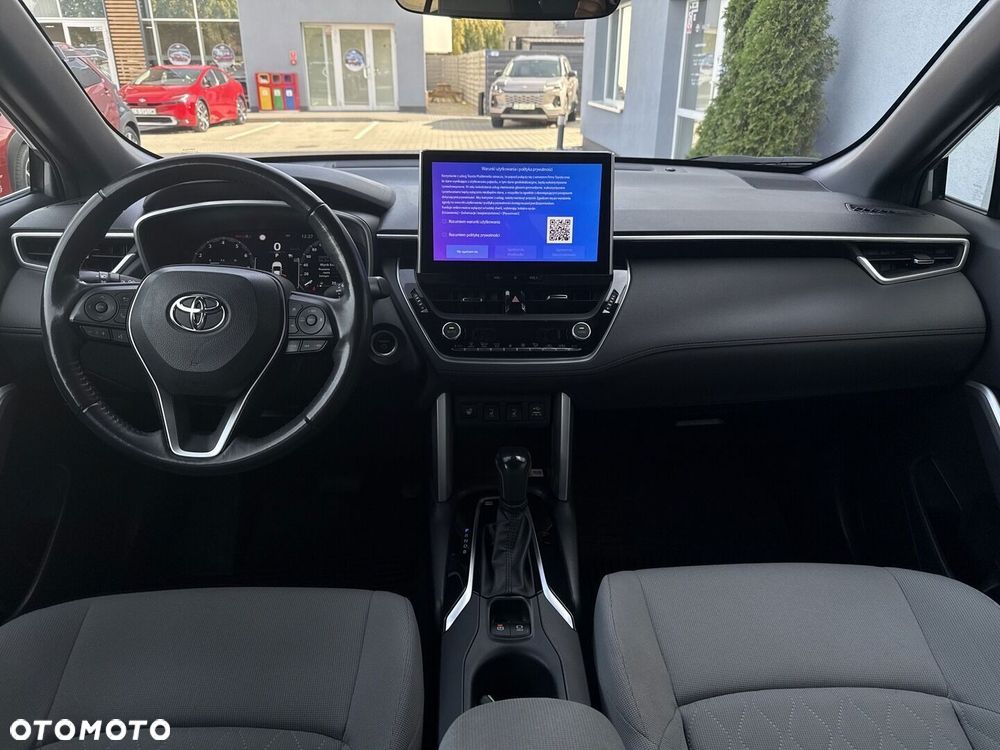 Toyota Corolla Cross - 13