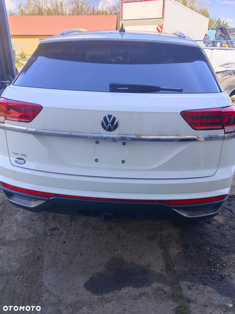 klapa vw atlas USA biała kompletna 2023r - 1