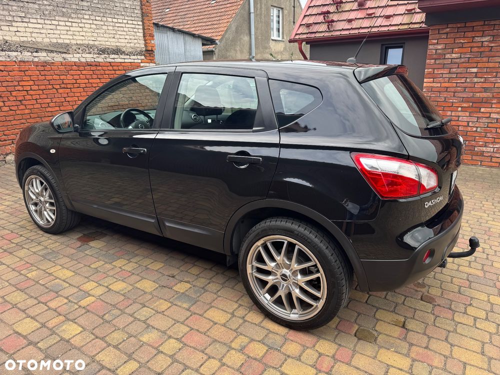 Nissan Qashqai 1.5 dCi DPF tekna - 4