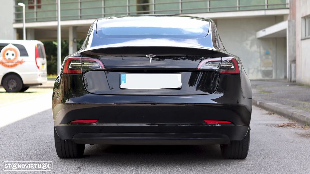 Tesla Model 3 Standard Range Plus RWD - 5
