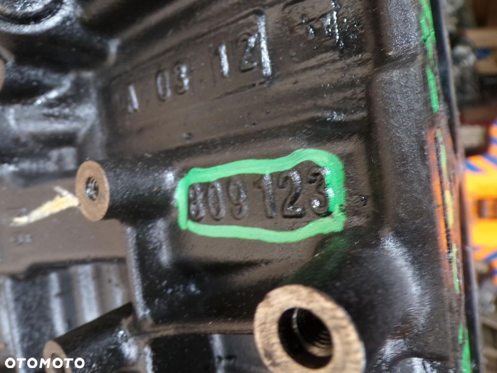 BLOK NISSAN X-TRAIL QASHQAI 2.0 DCI M9R D833 809123 - 7