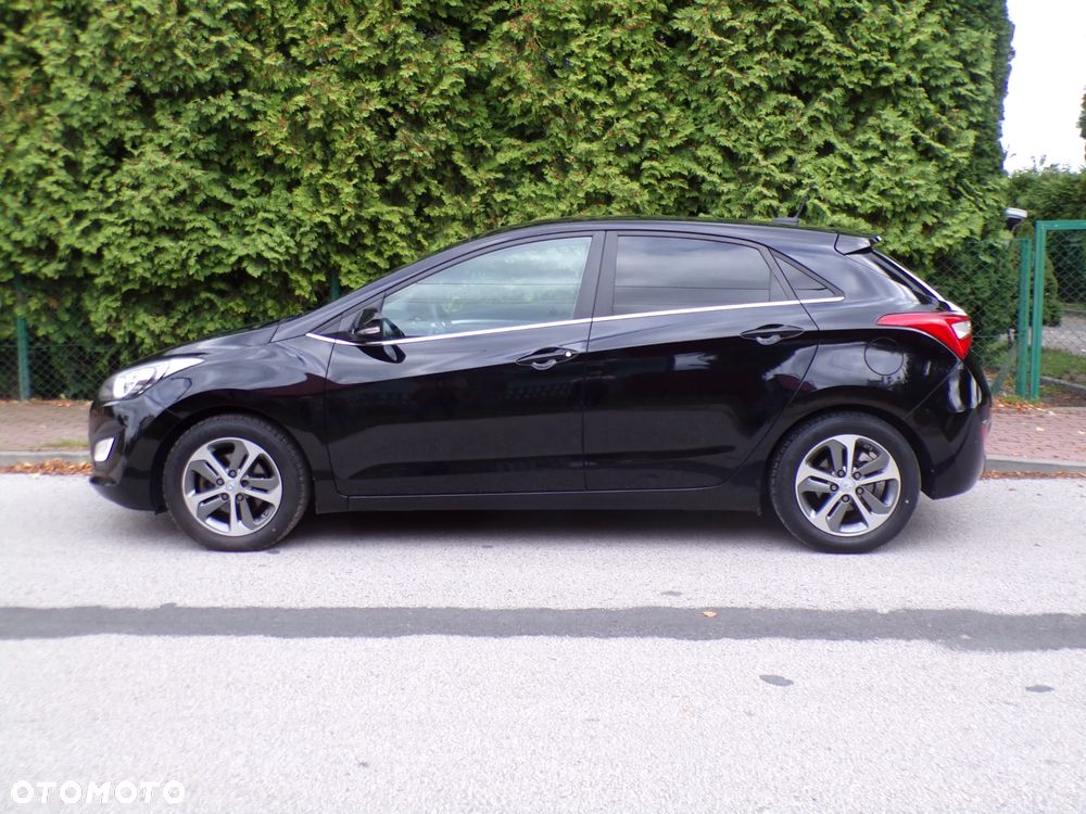 Hyundai i30 1.6 CRDi BlueDrive Comfort - 18