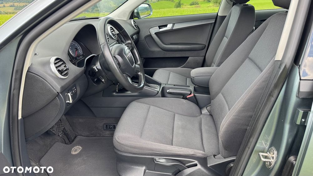 Audi A3 Sportback 1.6 TDI Attraction S tronic - 11