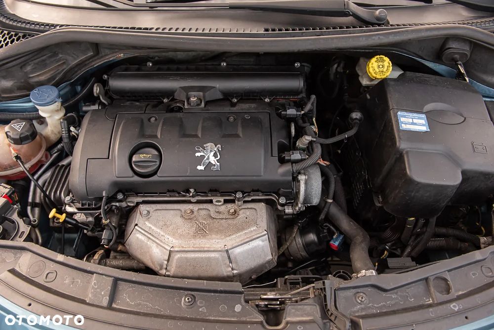 Peugeot 207 120 VTi Premium - 28