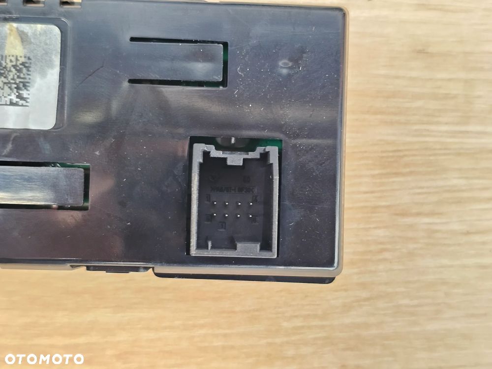 RADIO PANEL WYŚWIETLACZ CD 300 OPEL MERIVA B BRĄZOWE - 10