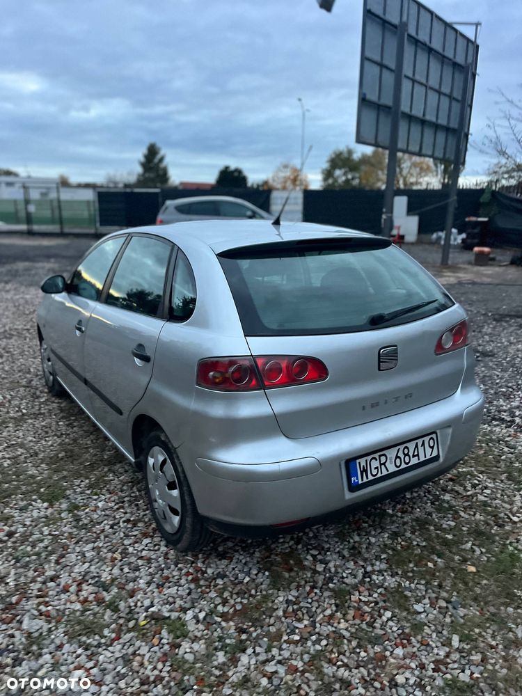 Seat Ibiza 1.4 16V Reference - 4