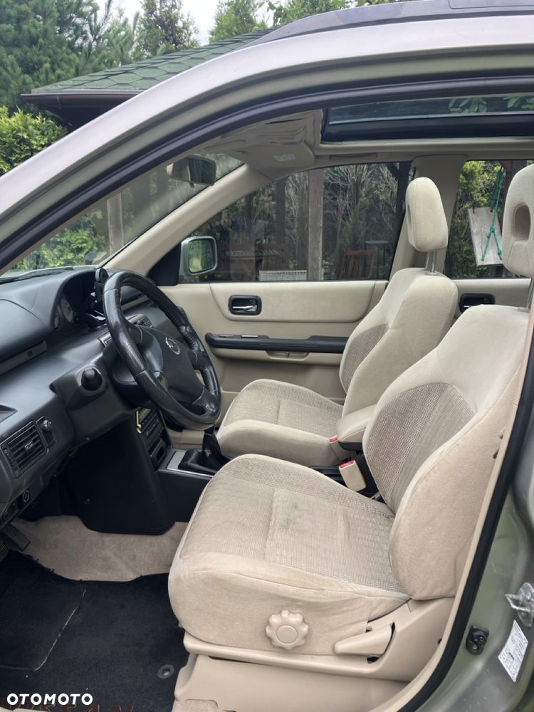 Nissan X-Trail 2.0 Comfort - 13