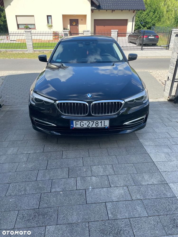 BMW Seria 5 518d Luxury Line - 3