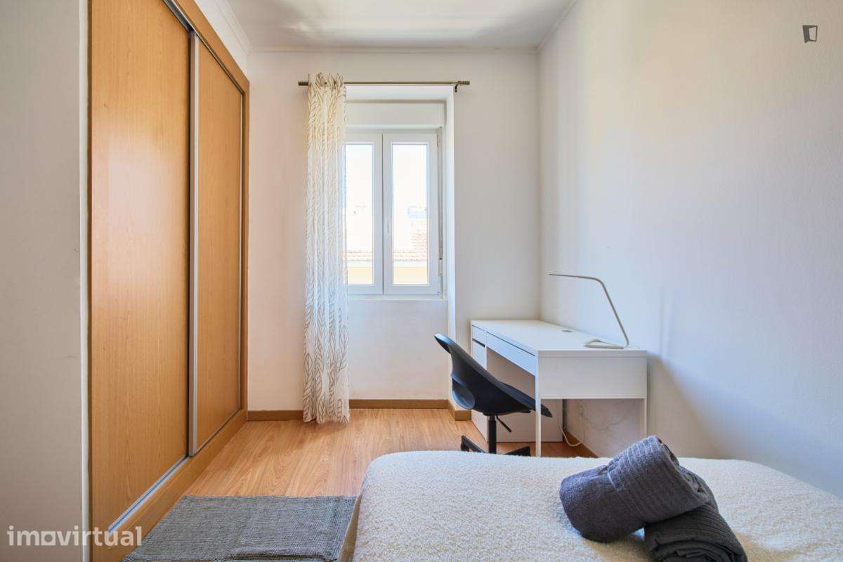 Quarto - localizado em Alameda Lisbon - Grande imagem: 4/46
