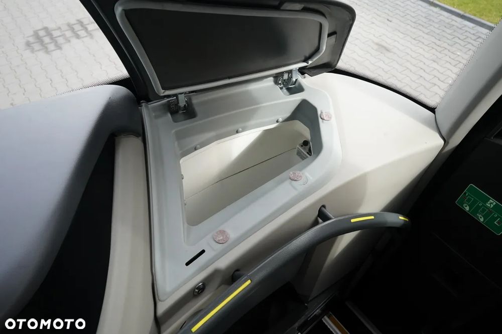 VDL FHD 2 / EURO6 / USB / NA GWARANCJI ! / SPROWADZONY / - 30