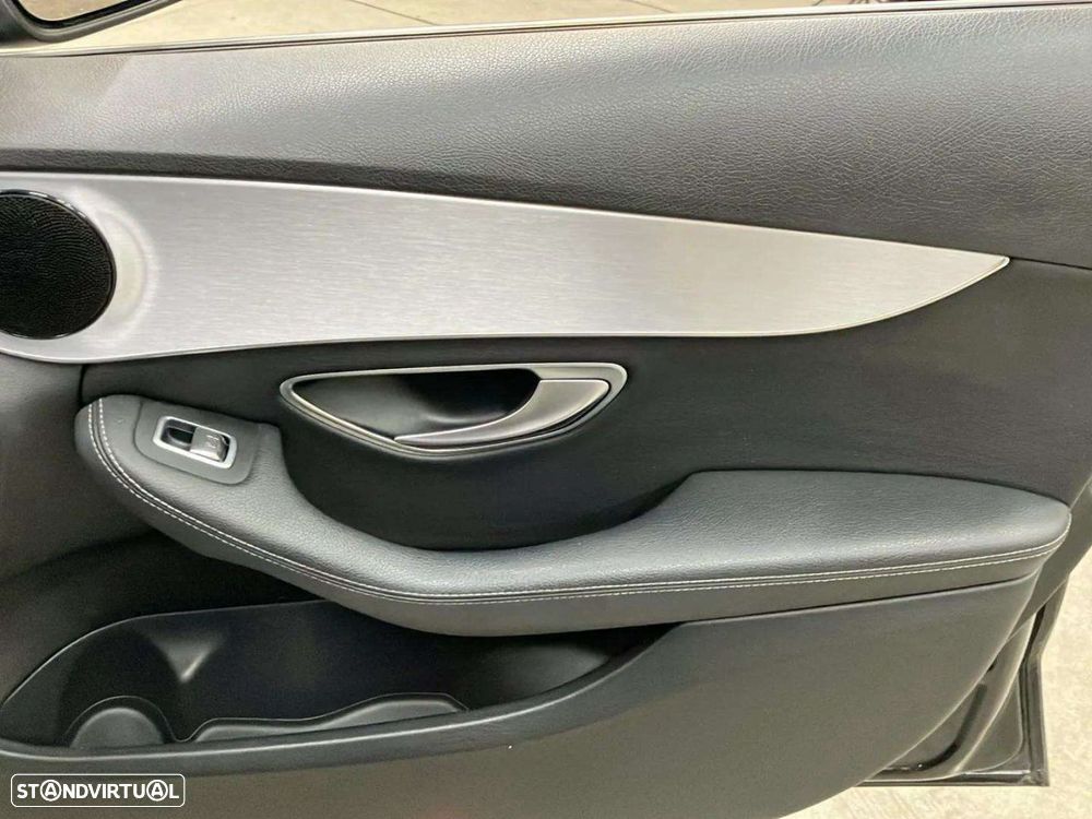 Mercedes-Benz C 300 - 23