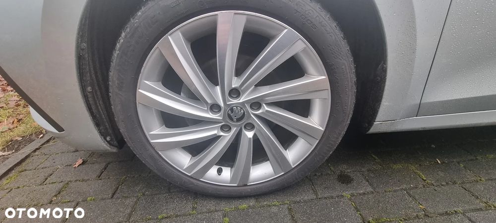 Skoda Octavia 2.0 TDI Style DSG - 22