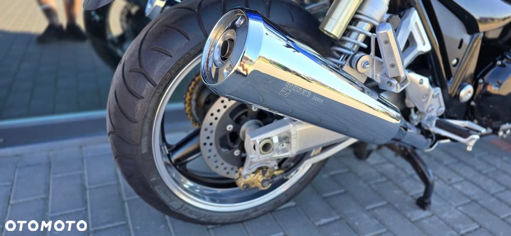 Suzuki GSX - 14
