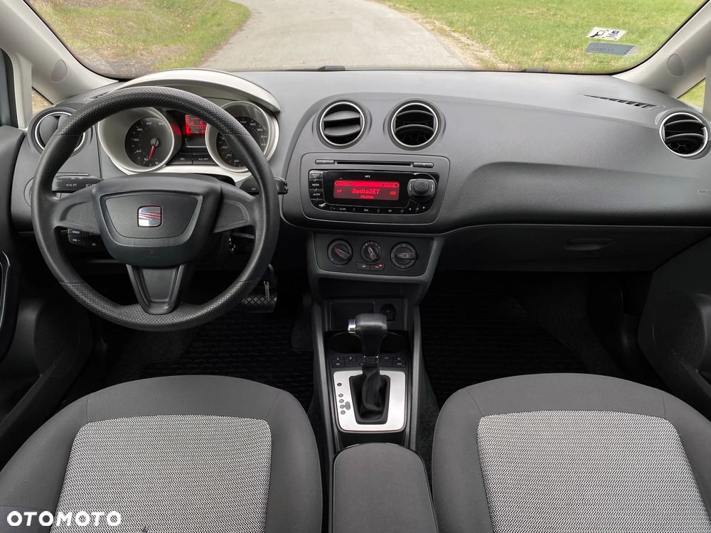 Seat Ibiza SC 1.6 16V DSG Style - 13