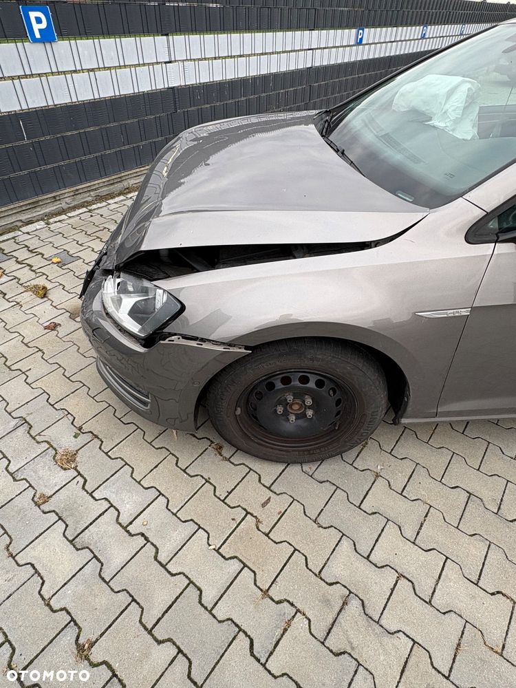 Volkswagen Golf 2014 photo 2