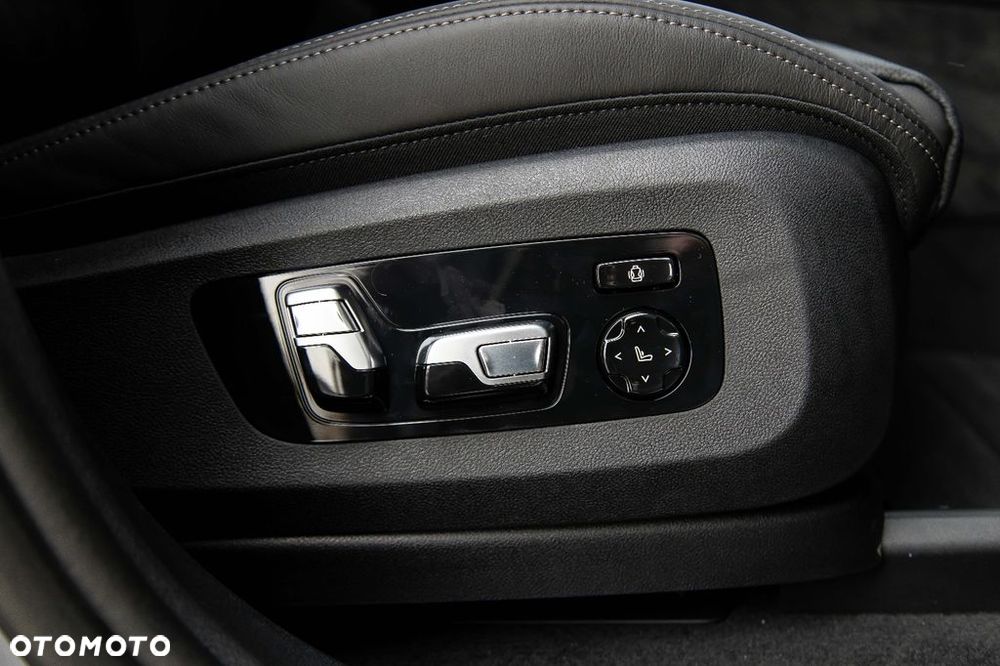 BMW X6 xDrive30d mHEV - 18