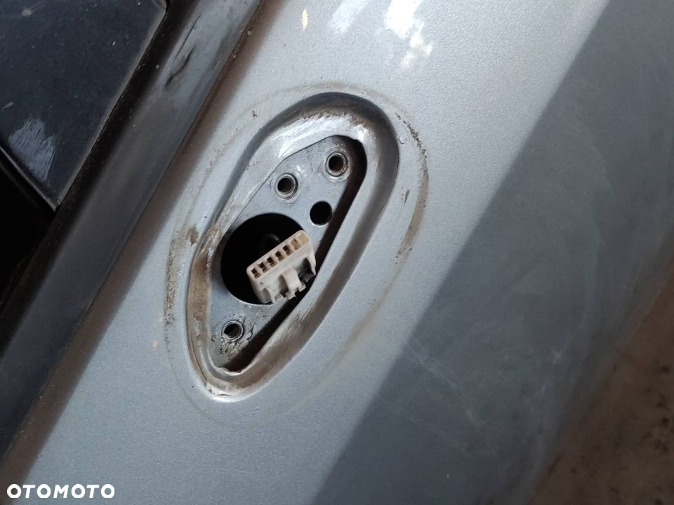 DRZWI KOMPLETNE LEWY PRZÓD FIAT GRANDE PUNTO 595/A - 5