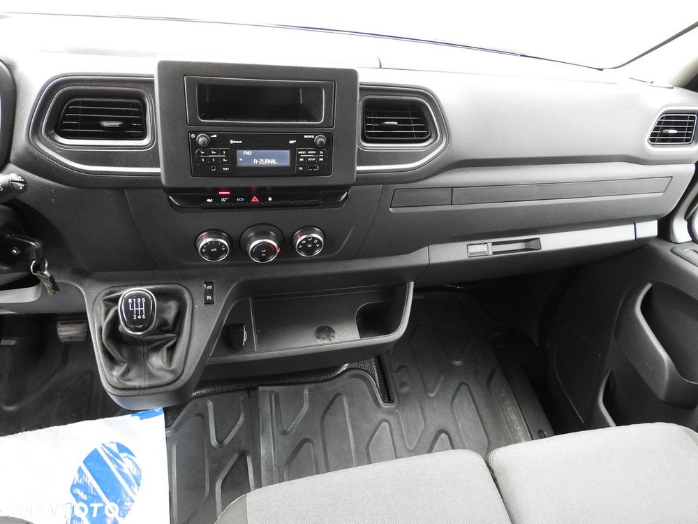 Renault MASTER PLANDEKA 10 PALET WEBASTO TEMPOMAT KLIMATYZACJA LEDY PNEUMATYKA  165KM - 33
