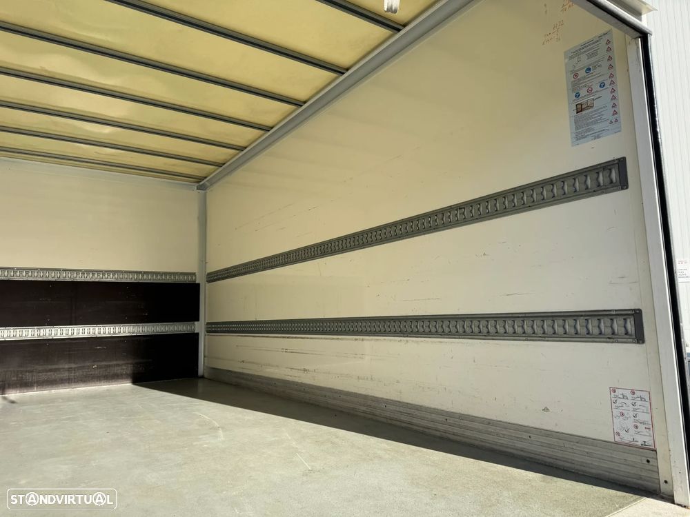 Mitsubishi FUSO CANTER 7C15 - 13