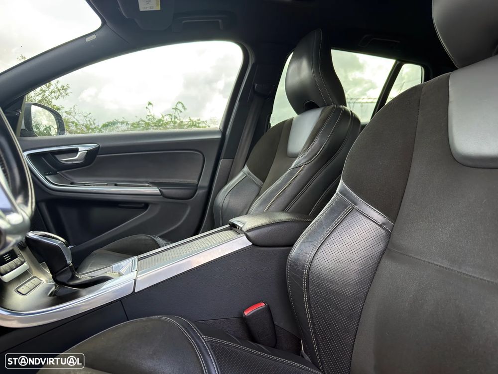 Volvo V60 2.4 D6 R-Design Sum.AWD Phev - 14