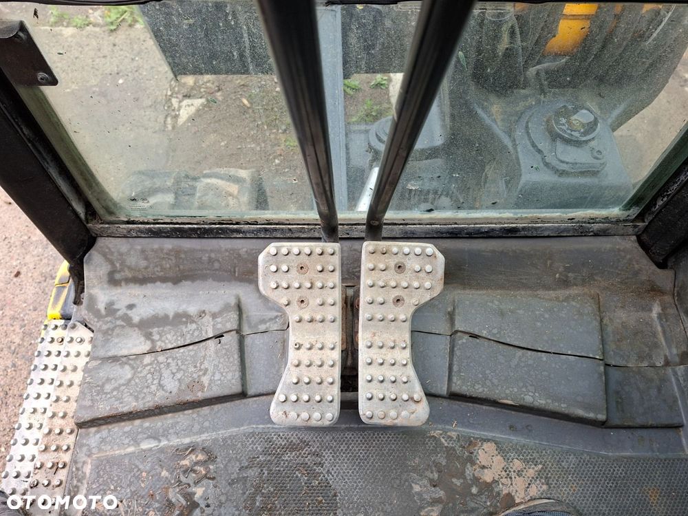JCB 65 R-1 - 19