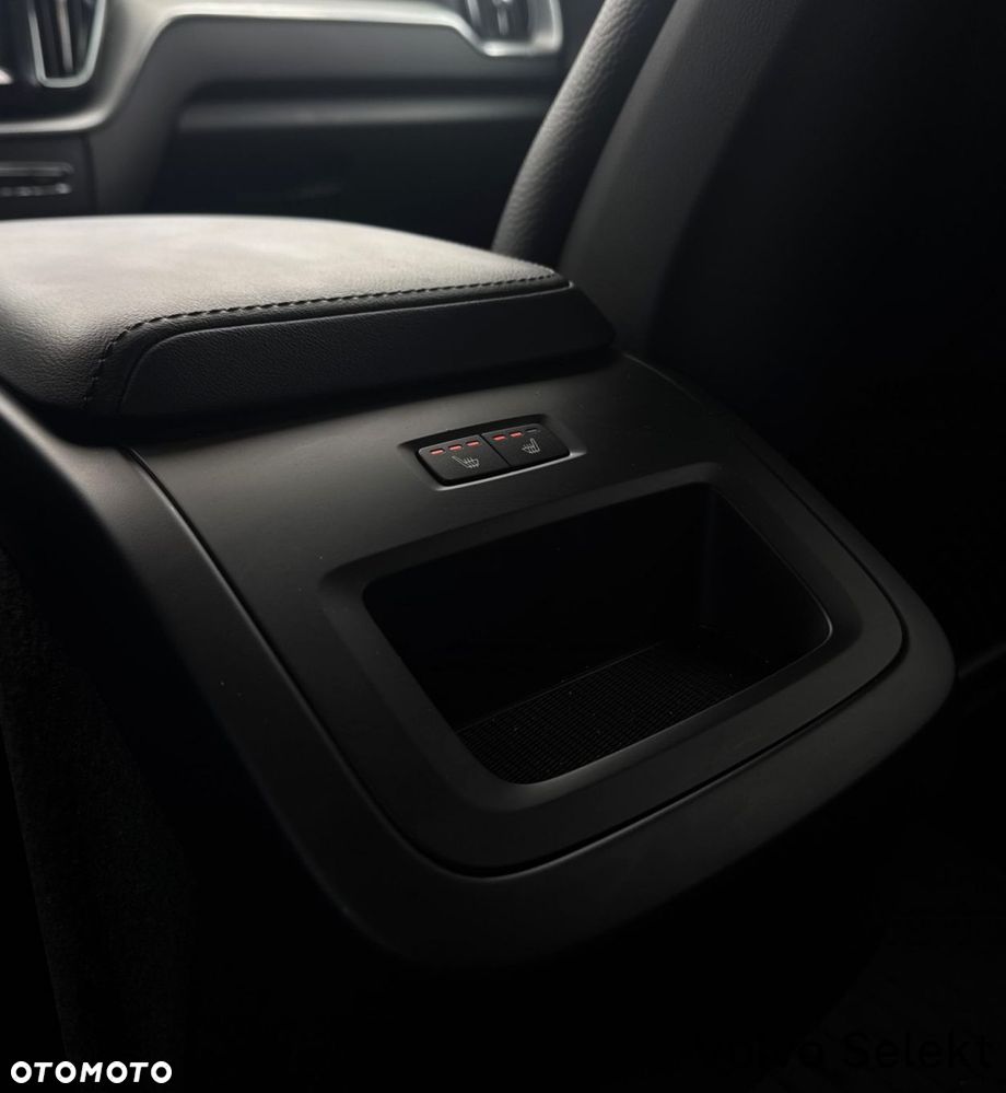Volvo XC 60 - 25