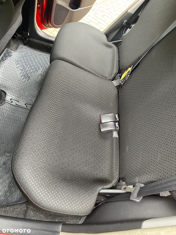 Toyota Yaris 1.33 Luna - 9
