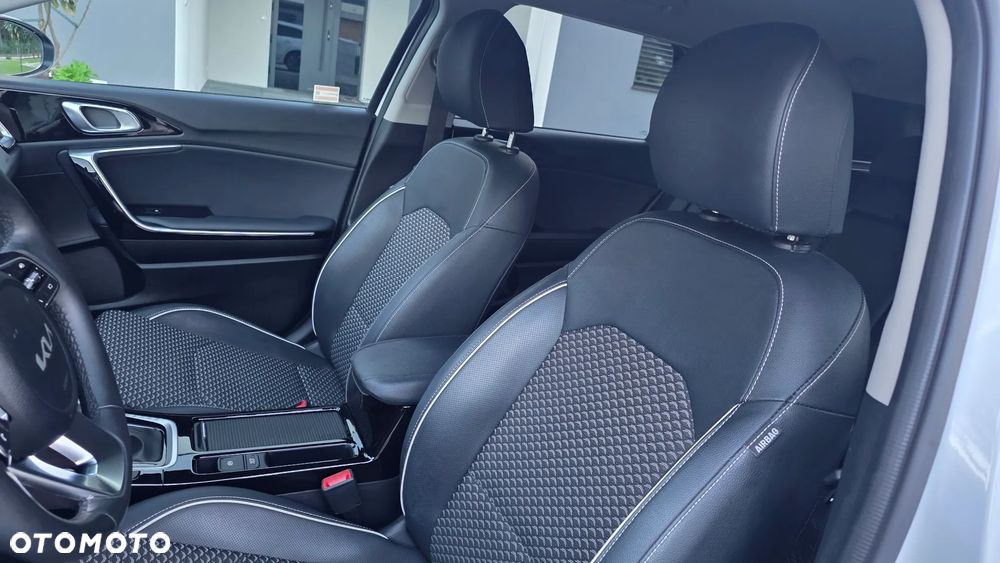 Kia Ceed 1.5 T-GDI Tribute DCT - 33